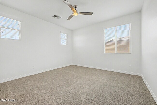 Building Photo - 15912 W Sierra St