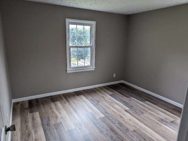 Building Photo - 1114 Irene Ave