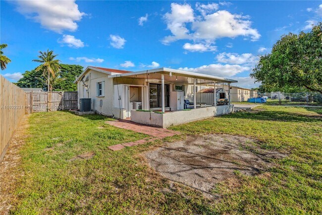 Building Photo - 22513 SW 113th Pl