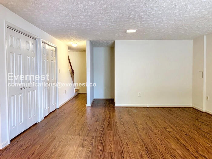 Building Photo - 7386 Hidden Knolls Ct