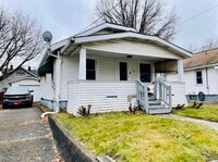 Building Photo - 46 Brighton Dr