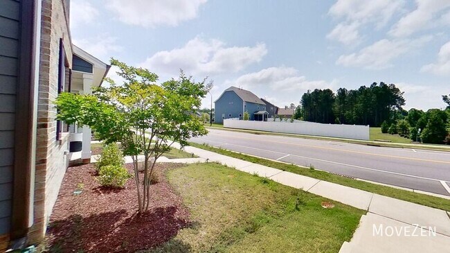 Building Photo - 553 Haywood Glen Dr