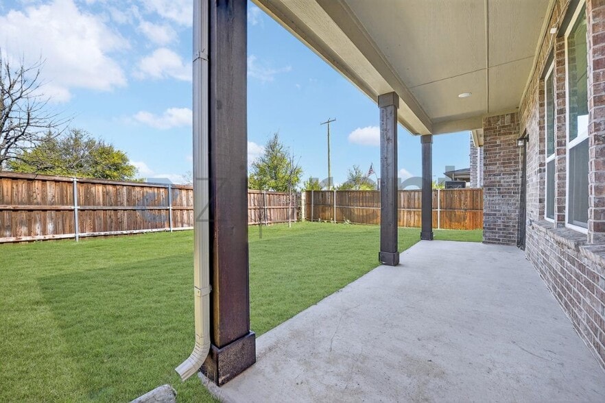 Building Photo - 4517 Waterglass St