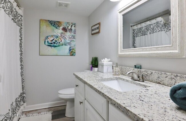 Building Photo - 1301 1st St S