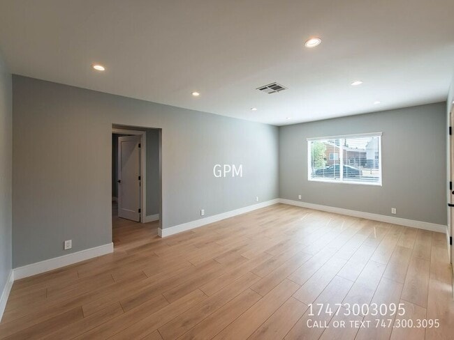 Building Photo - 6454 Gentry Ave