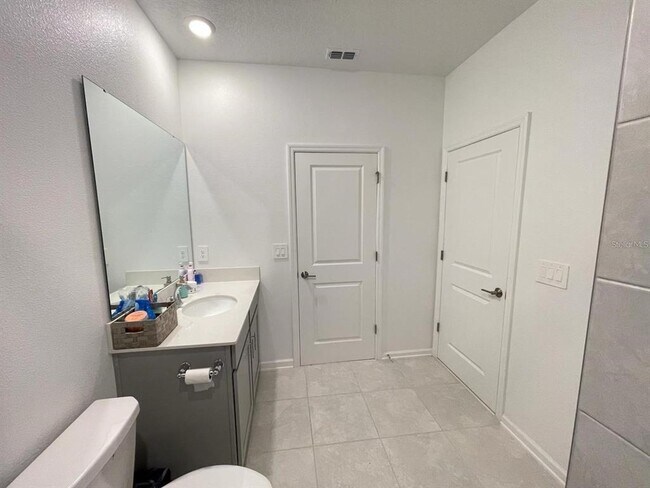 Building Photo - 1543 Cross Prairie Pkwy