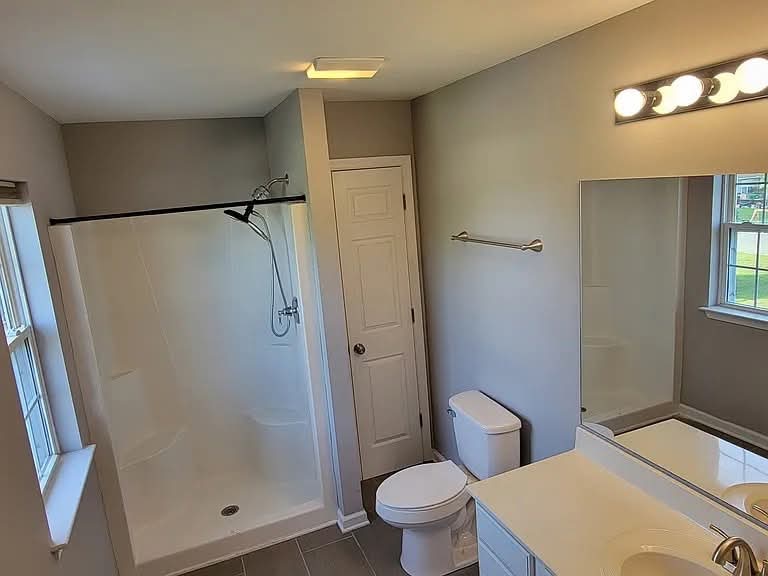 Building Photo - 265 S Ember Dr