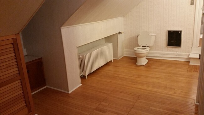 Bathroom - 601 Post St