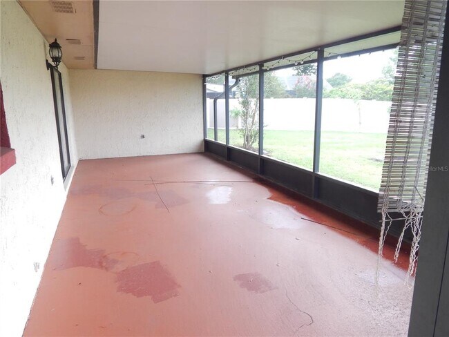 Building Photo - 4506 Lake Trudy Dr