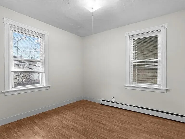 Building Photo - 77 Pekin St