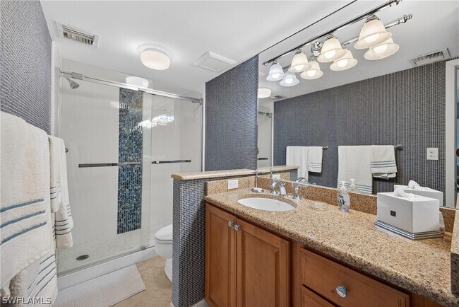 Building Photo - 3443 Gulf Shore Blvd N