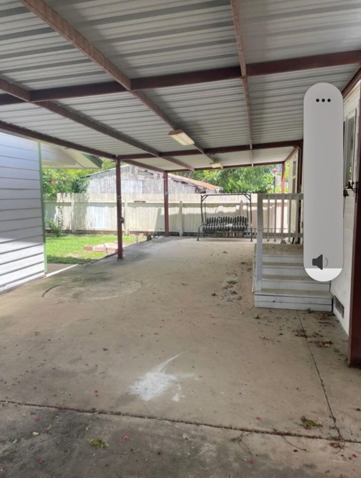 Building Photo - 141 W Dickson Ave