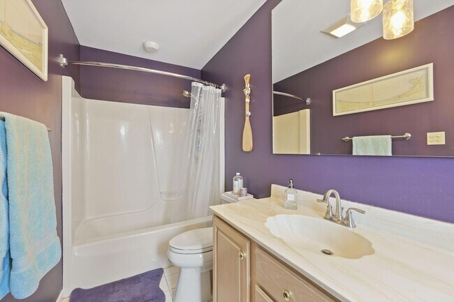 Building Photo - 16 Cedar Trail