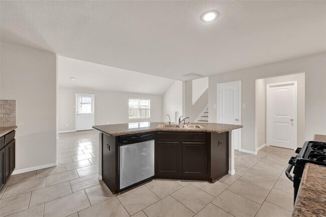 Building Photo - 29115 Jacobs River Dr
