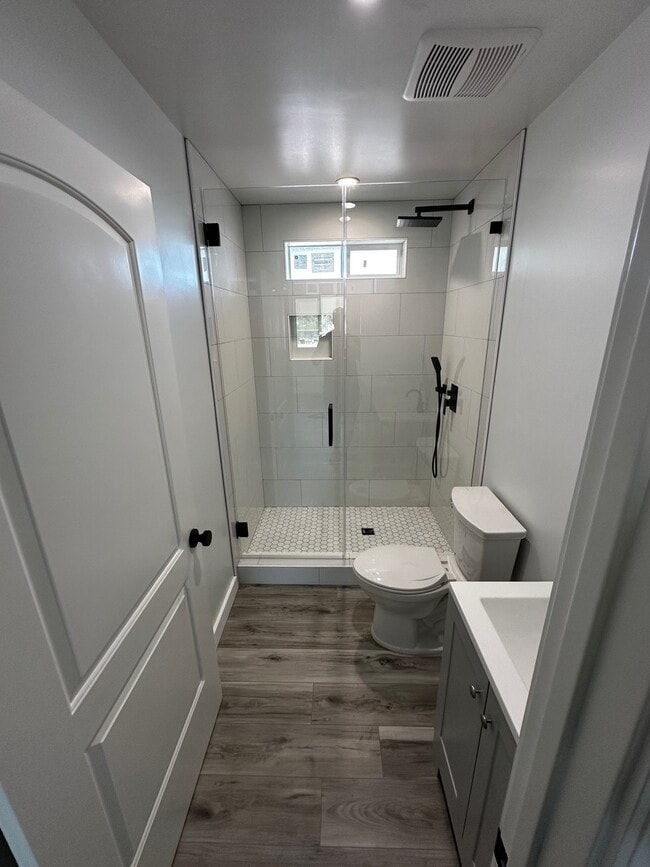 Building Photo - 10626 S Gramercy Pl