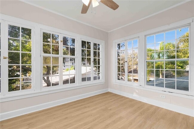 Building Photo - 2302 12th St N