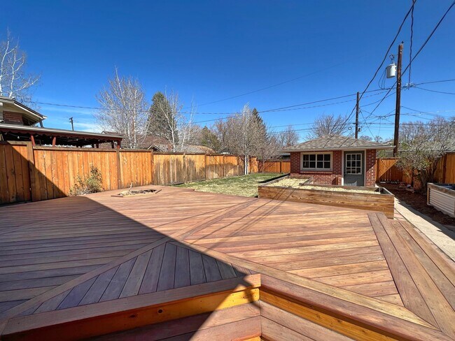 Building Photo - 3165 W 36th Ave
