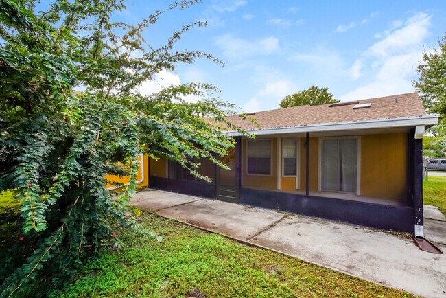 Building Photo - Spacious 3 Bedroom Kissimmee Home