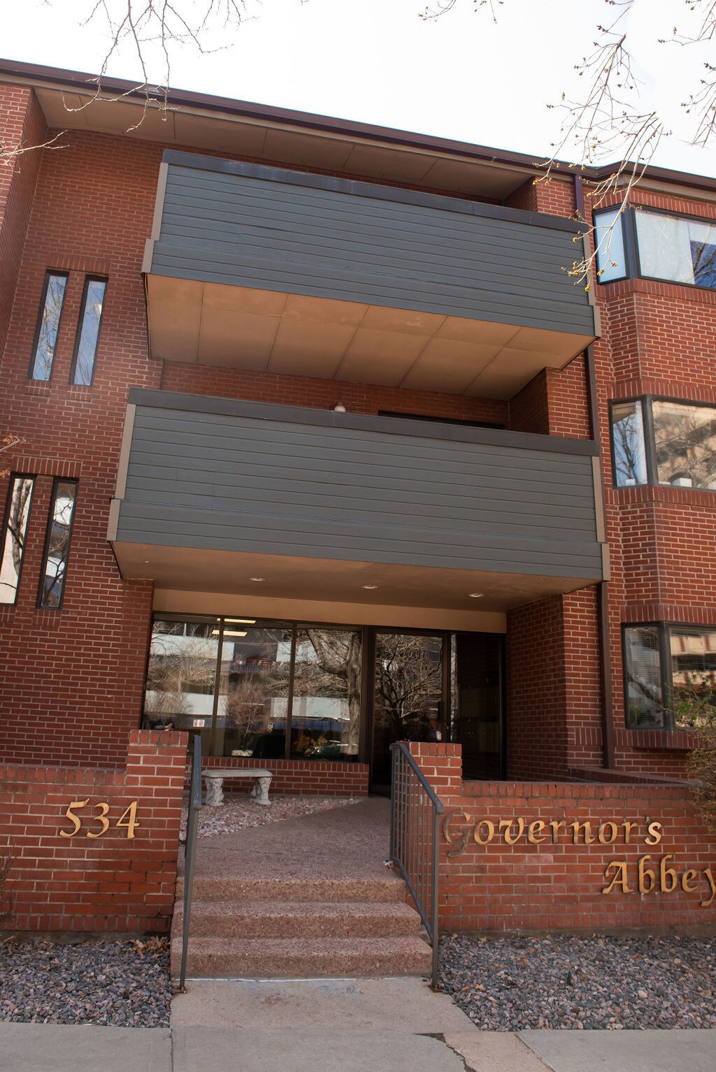 Building Photo - 534 E 7th Ave