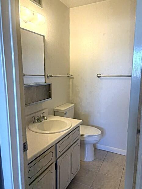 Building Photo - 10110 N 97th Dr