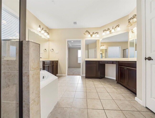 Building Photo - 4919 Blackwater Ln