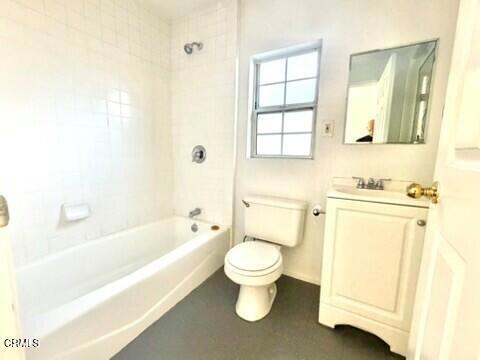 Building Photo - 1222 N Ave 49