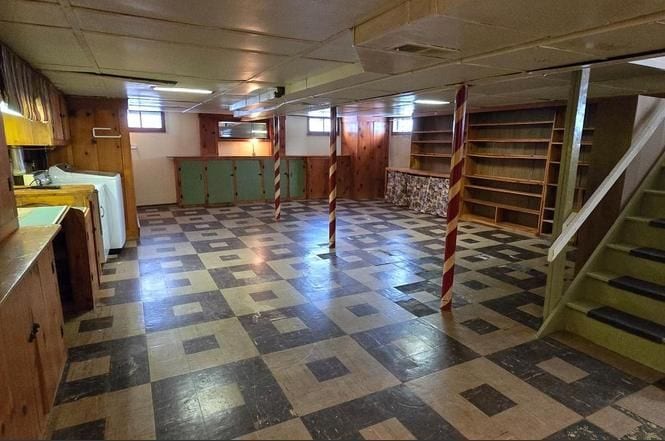 Building Photo - 2463 S Lumber St