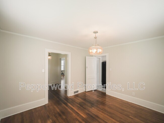 Building Photo - 771 Palmetto St