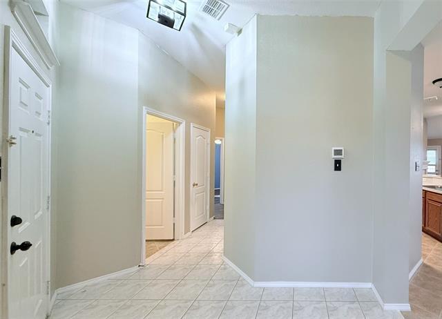 Building Photo - 6700 Periwinkle Dr