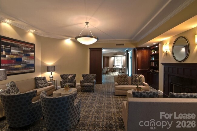 Building Photo - 300 W 5th St