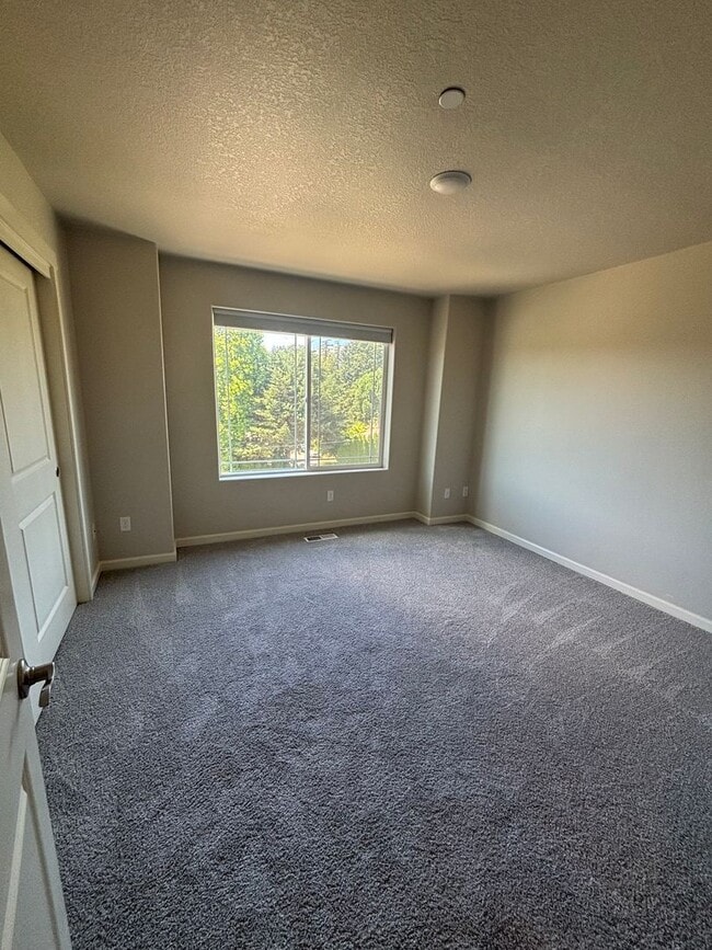 Building Photo - 14340 SW Gold Coast Terrace