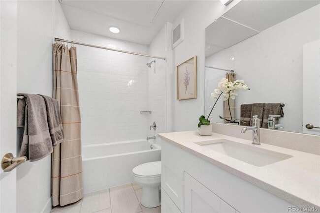 Building Photo - 2899 W 52nd Ave