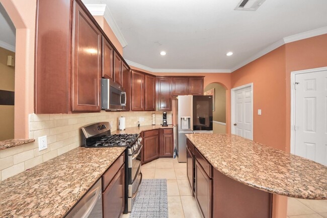 Building Photo - 12912 Southern Manor Dr