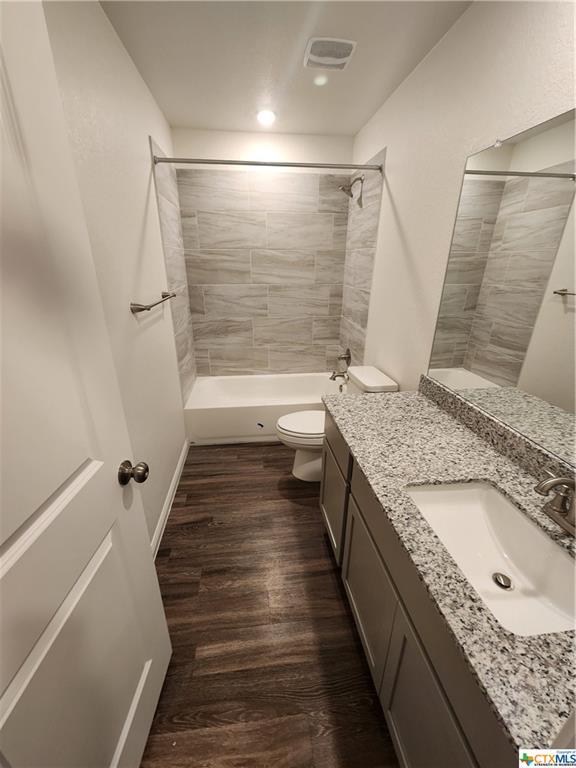 Building Photo - 5911 Betty Lou Dr