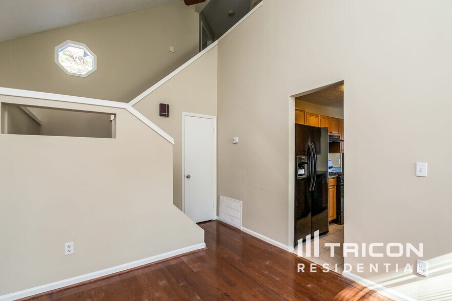 Building Photo - 2110 Harrison Ridge Ct