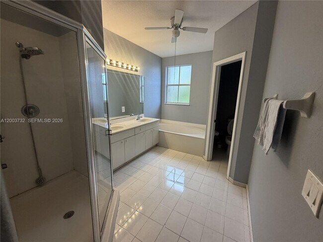 Building Photo - 16537 SW 78th Terrace