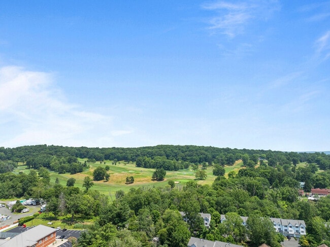 Building Photo - 30 U.S. 9W-SI ID1466760P