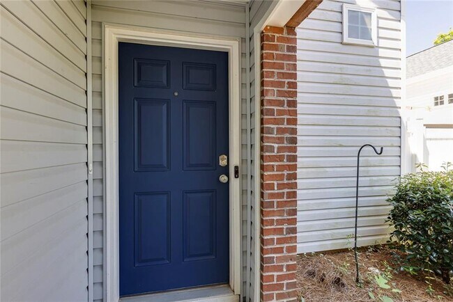 Building Photo - 283 Hiawassee Dr
