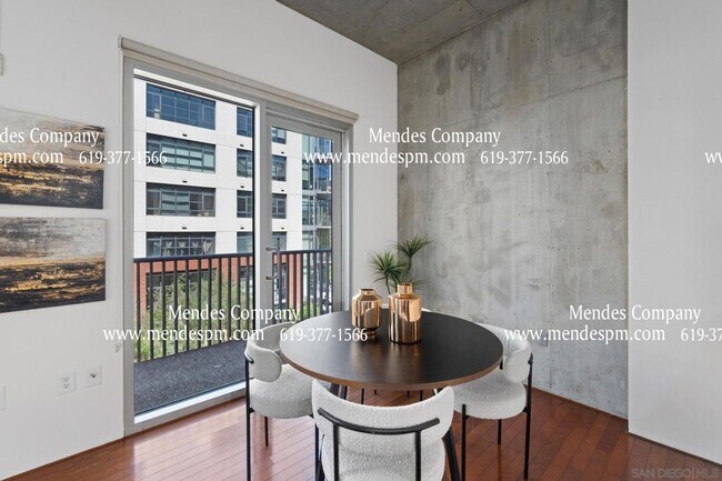 Building Photo - 1025 Island Ave