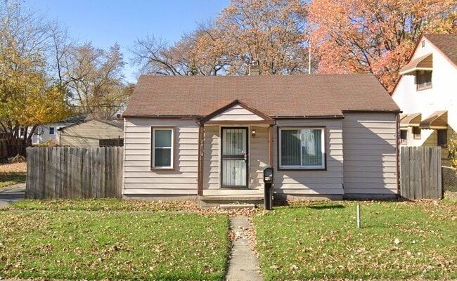 Building Photo - 23115 Powell Ave