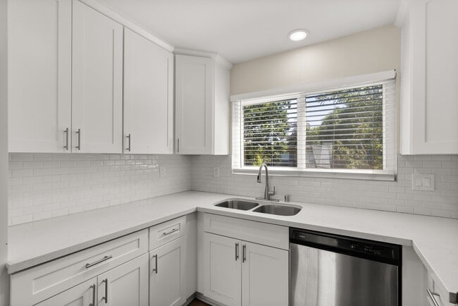 Interior Photo - MONTICELLO APARTMENT HOMES- FULLY UPGRADED! Riverside, CA