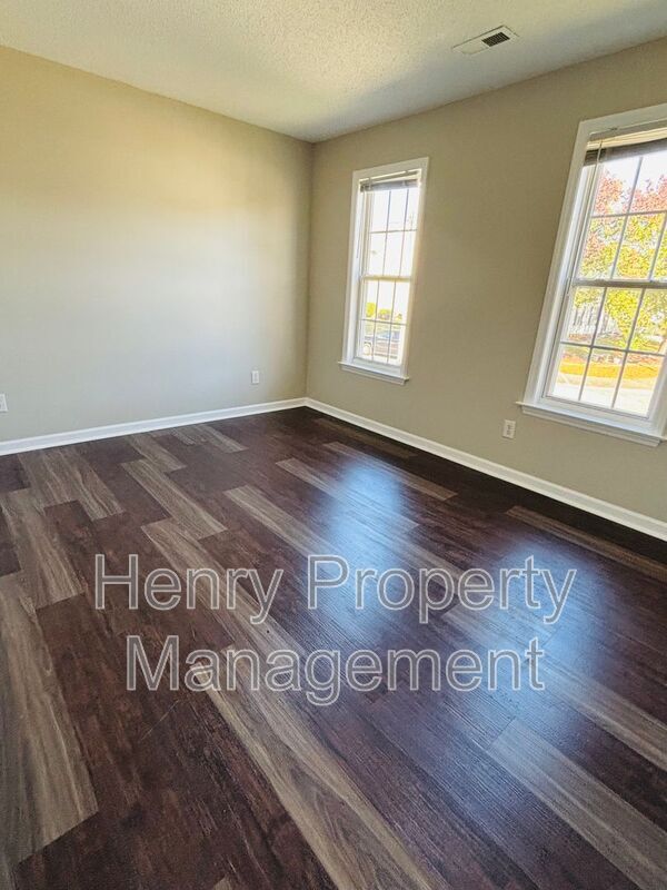 Building Photo - 5716 Brookshadow Dr