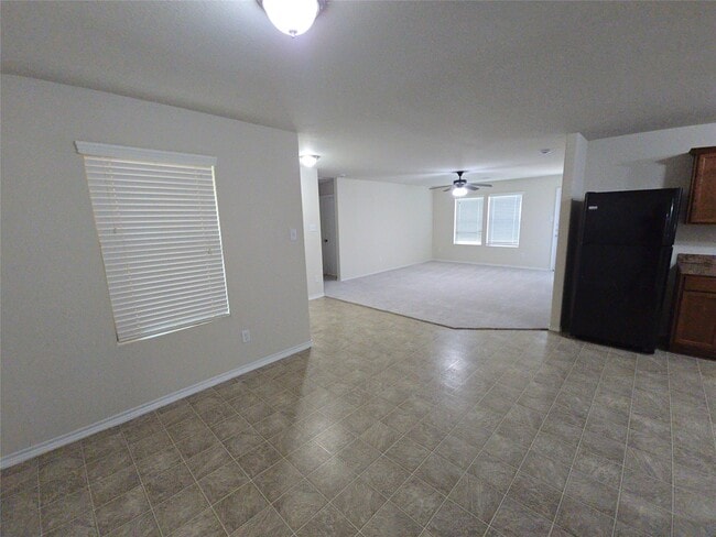 Building Photo - 810 Lightningbug Ln