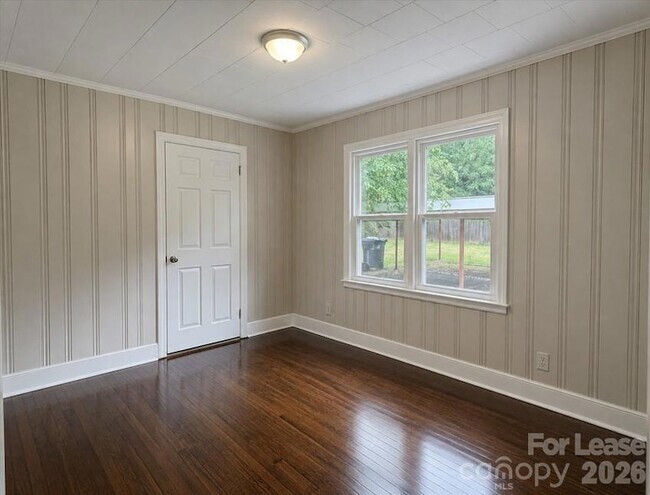 Building Photo - 800 Mt Holly-Huntersville Rd