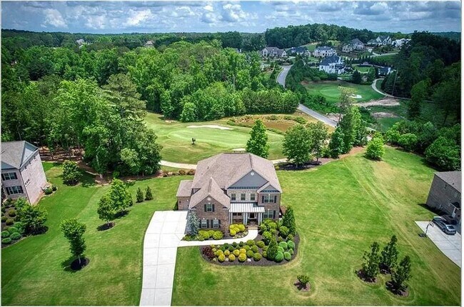 Building Photo - 2995 Manorview Ln