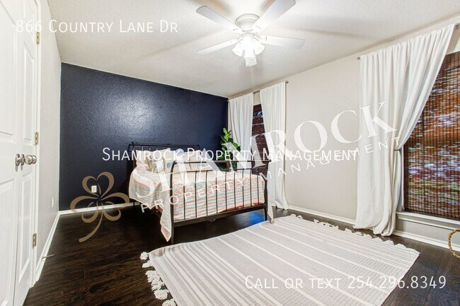 Building Photo - Meadowland Estates