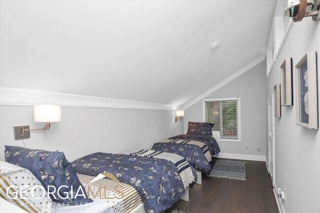 Building Photo - 228 Narrows Dr