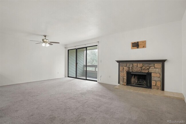Building Photo - 14120 E Temple Dr