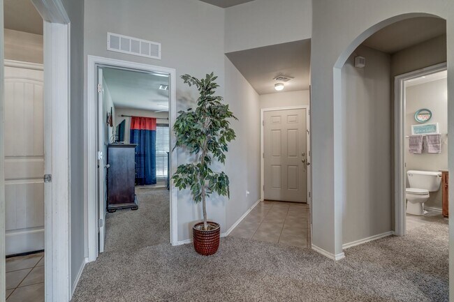 Building Photo - Deer Creek Schools