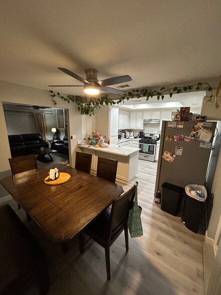Dining Room - 17821 Lemon St